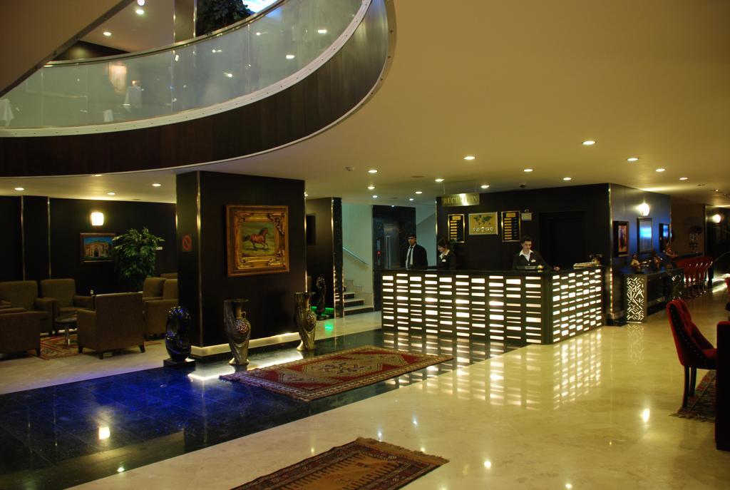 Grand Ani Hotel Kars Exteriér fotografie